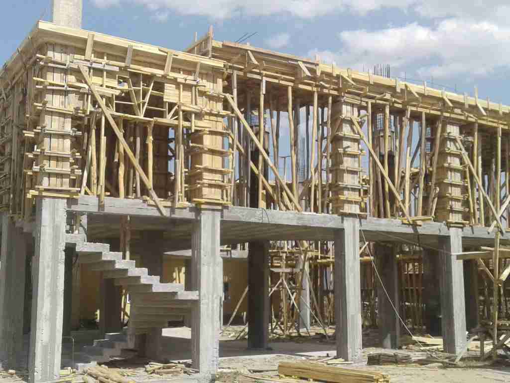 Şarkışla İnşaat Kalıpçısı